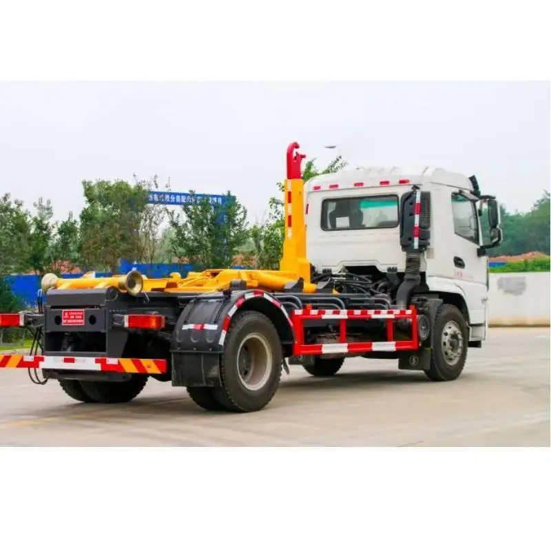 Небольшой мусоровоз с крюком для городских и жилых районов Shaanxi автомобильный двигатель 4X2 Yuchai