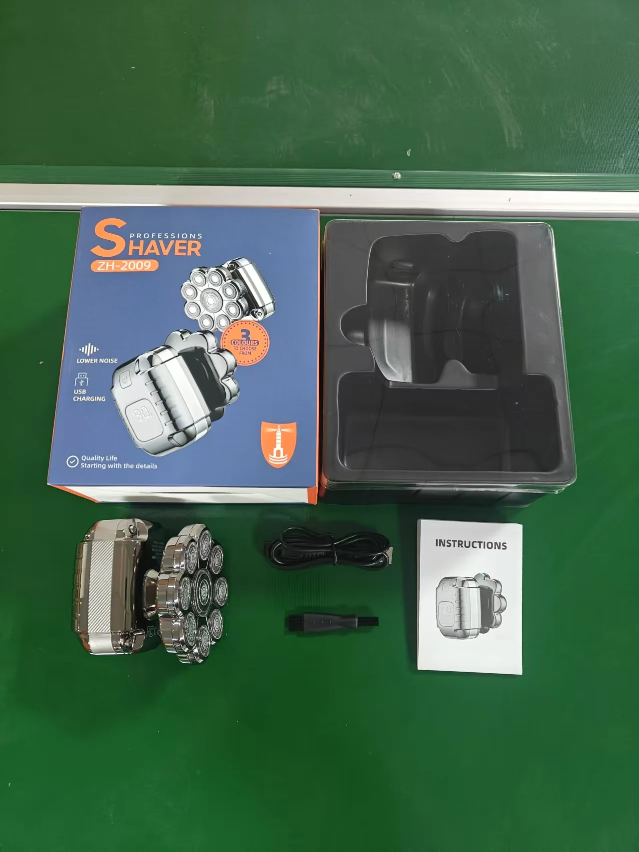 Bald Stainless Steel Seven Blade Waterproof Razor  USB Charging Electric Rotary Shaver details