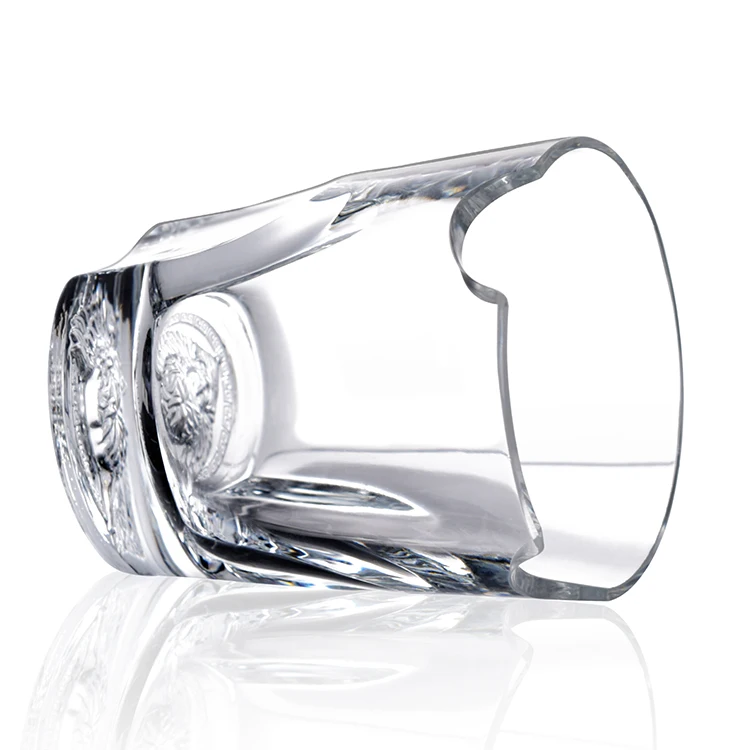 Free Sample Clear Customised Unique Whiskey Glasses Heavy Base Shot Glass Sublimation Cigar Holder Glass Cups  for Home Party
