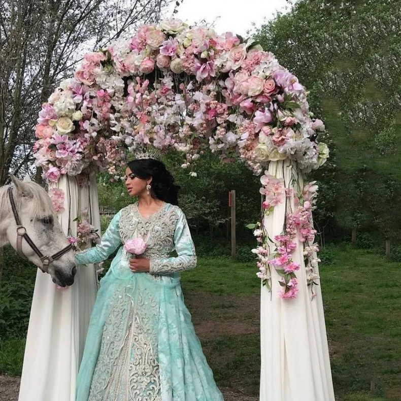 flower arch 2