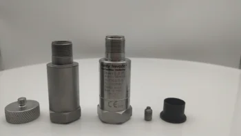 @えり Bently Nevada 177230-01-01-Cn Seismic Sensor - Reliable