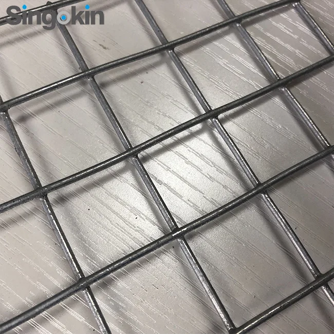 Kenya Galvanized Quarter Inch Wire Mesh 12x12 5mm X 5mm Welded Wire Mesh  Roll for Chicken Bird Cage