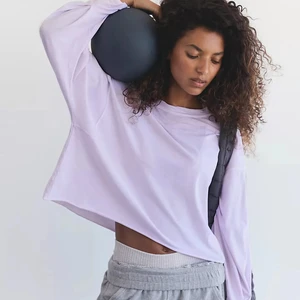 Wholesale Custom Sports Wear Loose Long Sleeve T-Shirt Cropped Sports Top Blank Gym Workout Activewear Fitness Oversized T Shirt