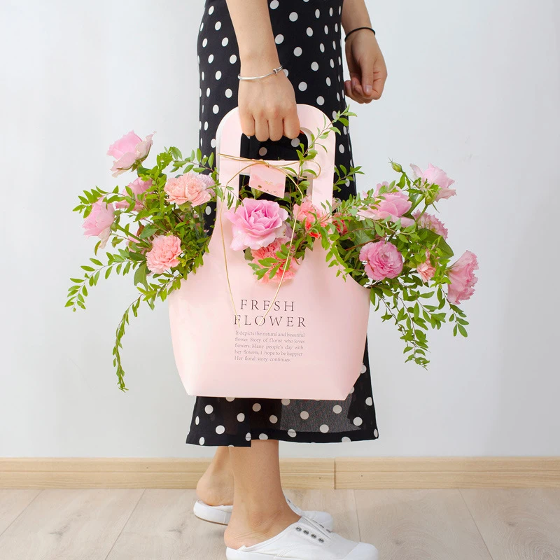 Source 2020 korean flower shop gift bag kraft paper flower carry sacs bags  for flower on m.
