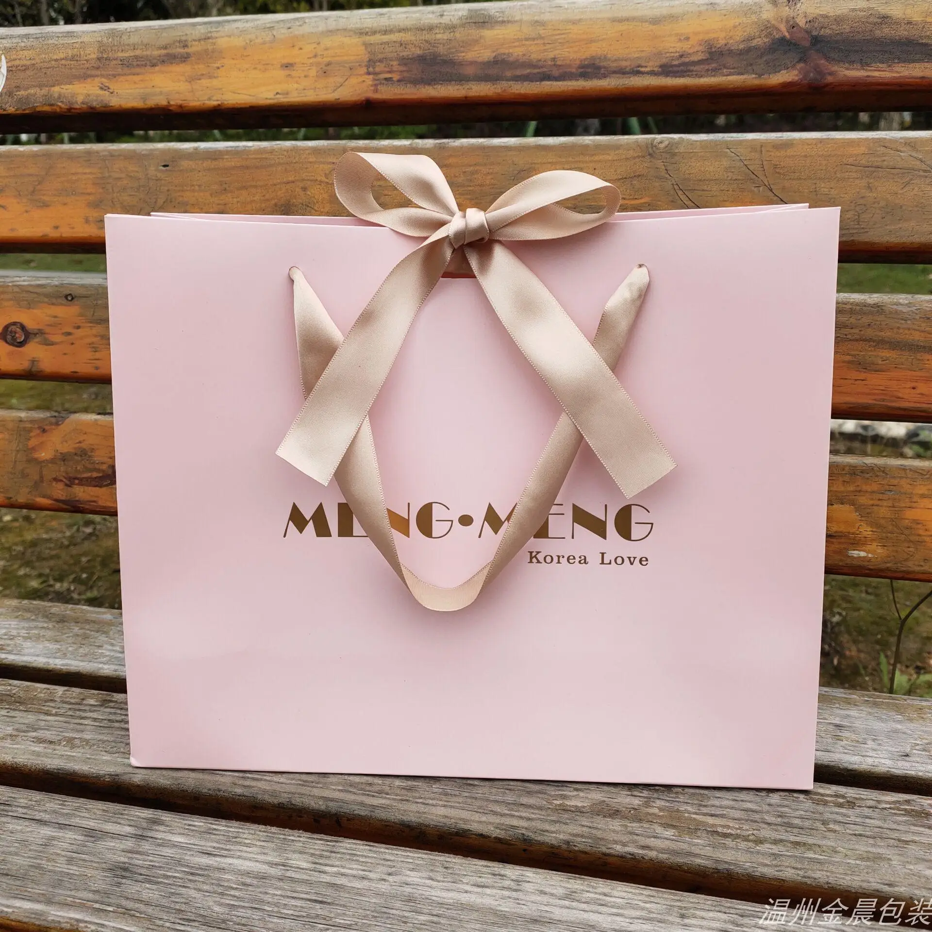 High Quality Customized Design Paper Shopping Bag Gift Bag With Ribbon  Handle And Bow Tie - Buy Customized Paper Bag,Luxury Gift Bag,Shopping Paper  Bag With Ribbon Product On Alibaba.com