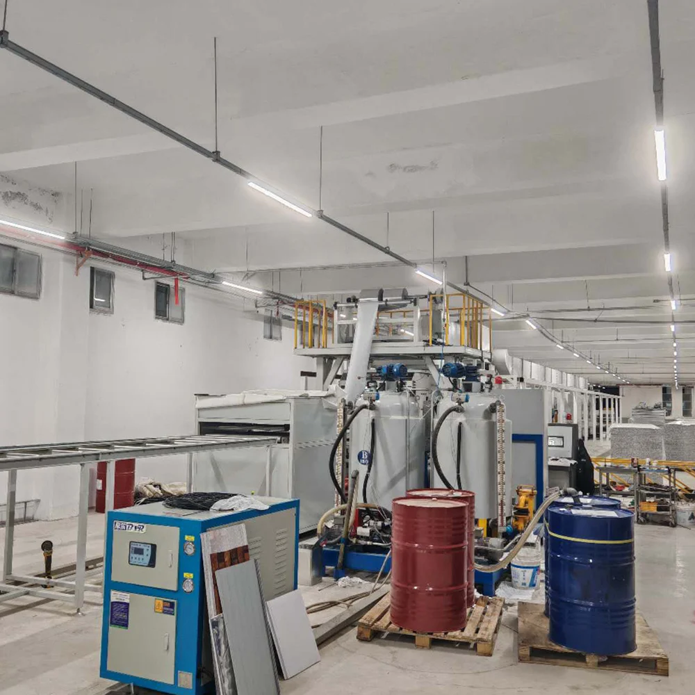 Polyurethane/ Phenolic Continuous Foaming High Pressure Injection Moulding Machine