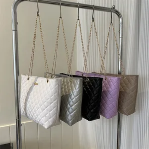 New Cheapest Large Travel Women'S Shoulder Bags Chain Quilted Girls Shopping Bag Designer Handbags Famous Brands Women Tote Bags