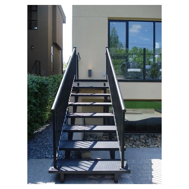 Промышленная наружная стальная лестница на заказ, черная клетчатая ступенька, стальная лестница