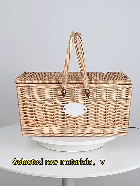 Factory Wholesale Wicker Picnic Basket With Hemp Color Polka Dot Lining