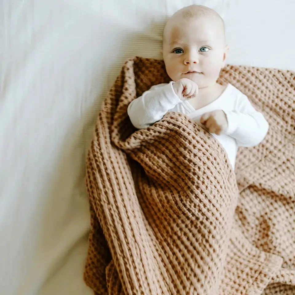2023 Summer Super Soft Light Weight Baby Blanket 100% Cotton Swaddle Blanket Baby Waffle Blanket for Newborns