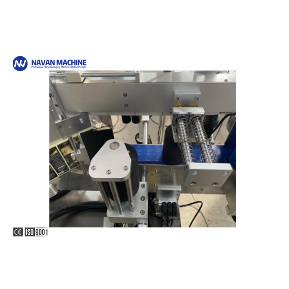 Automatic Servo Double Sides Sticker Labeling Machine for Bevergae Bottles supplier