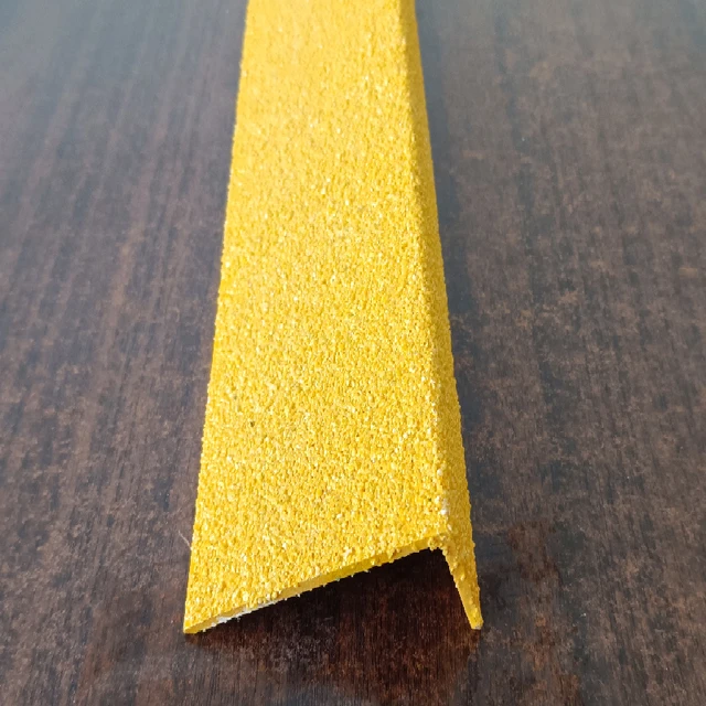 High Strength Corrosion Resistant Anti-slip Strips Fiberglass FRP Nosing for Stair Walkway