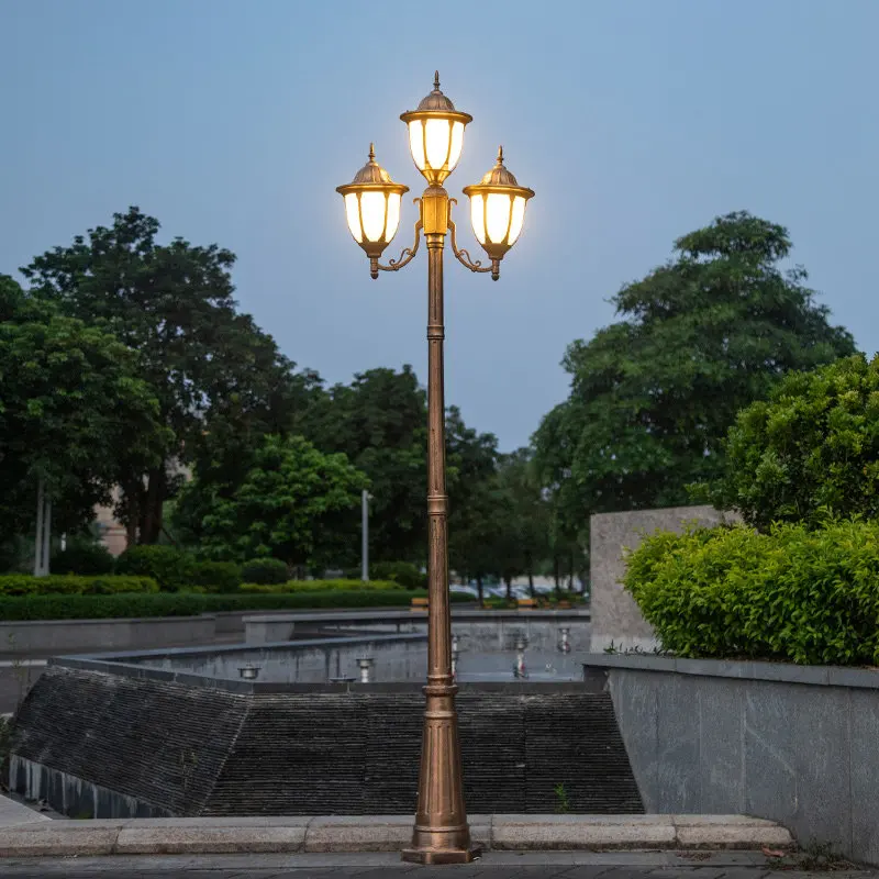 Courtyard High Pole Landscape Light European Style IP65 Waterproof LED Outdoor Garden Villa Road Lamp Household