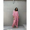 สีชมพู