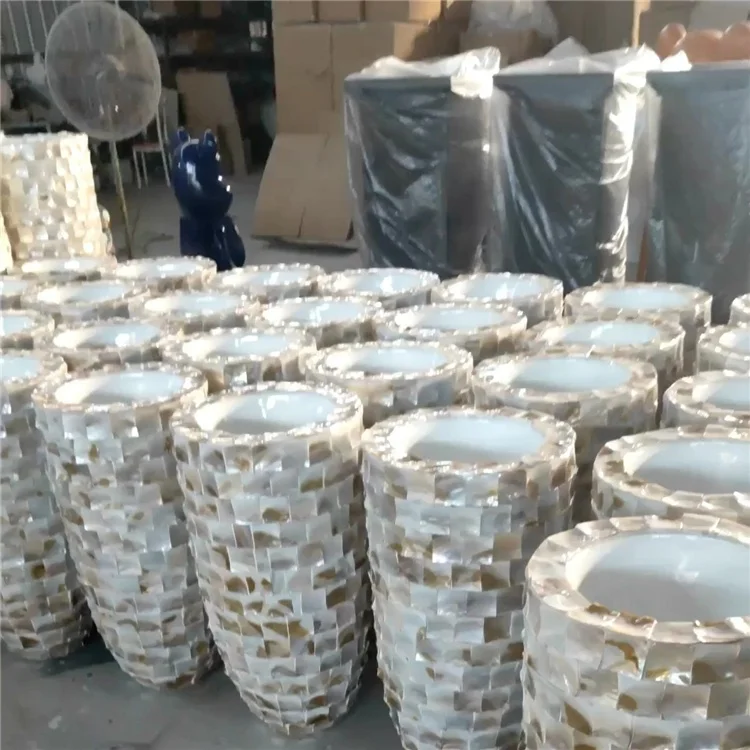 Popular in Netherlands Sea Model Shell Planters Mother of Pearl Big Shell MOP Floor Vase