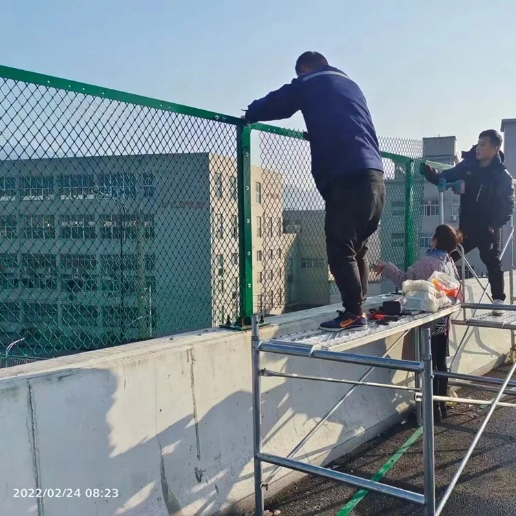 Factory Expanded Metal Stretched Metal Steel Wire Mesh in Kenya