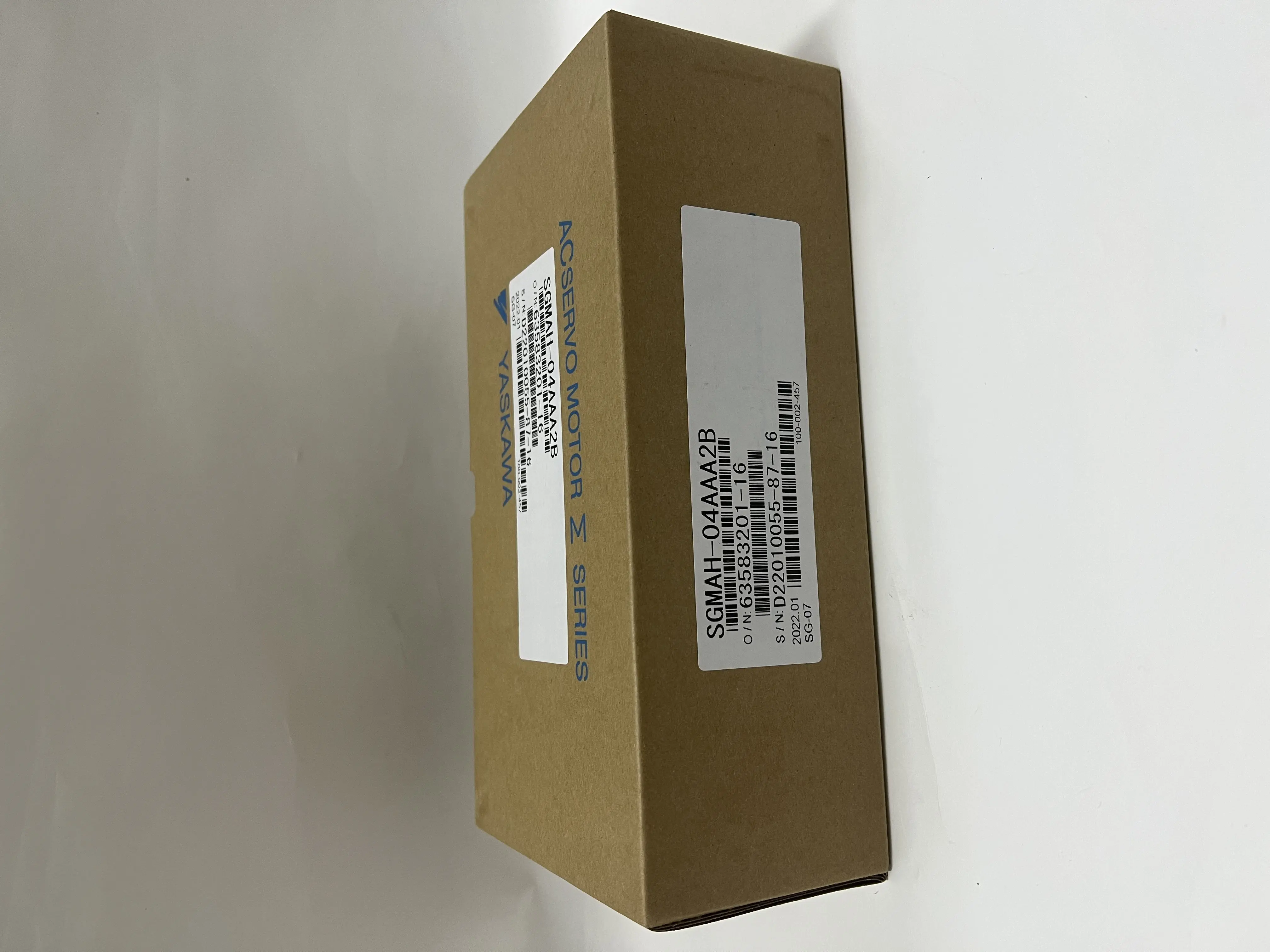 Yaskawa AC Servo Motor SGMAH-04AAA2B Yaskawa AC Servo Motor SGMAH-04AAA2B