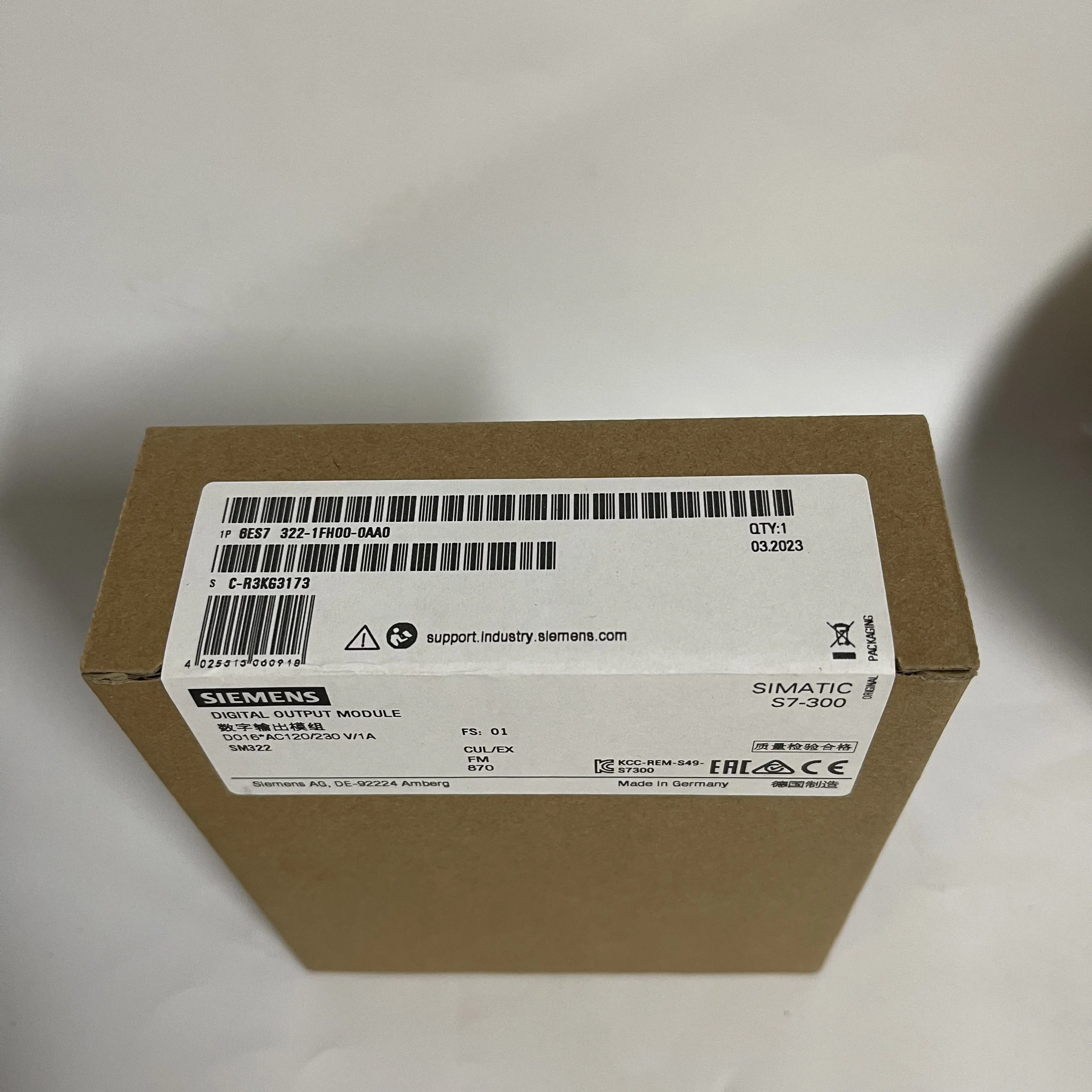 SIEMENS Digital Output Module (SIMATIC S7-300) 6ES7322-1FH00-0AA0 SIEMENS Digital Output Module (SIMATIC S7-300) 6ES7322-1FH00-0AA0