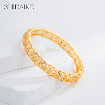 Elegant Open Design 18K Gold Plated Zircon Brass Fashion Charm Bracelet Custom Option Available for Ladies Wholesale