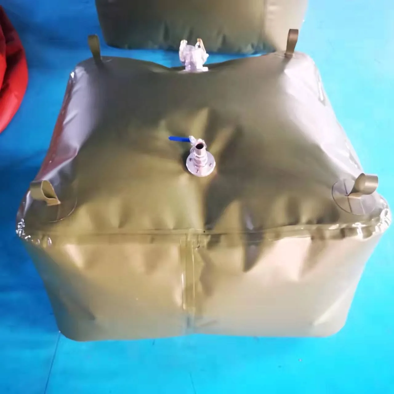 Bladder Canvas Flexible Comra Price Rainwater Harvesting Inflatable Pillow Flexible PVC Water Tanks De Warehousing Pillow Duffel