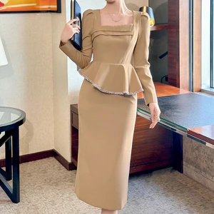 ZYHT 21904 Elegant Dresses for Women Dress with Square Neck & Long Sleeves Rhinestone-Trimmed Hem Midi Length Sheath Silhouette