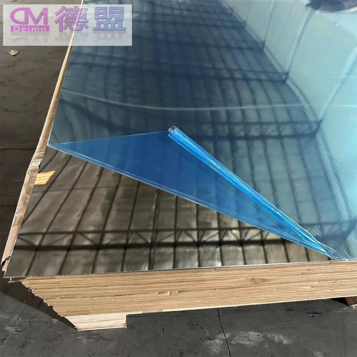 2mm Acrylic Imaging Is clear and Transparent to Light  Transparent Mirror  Plastic Mirror Sheet  Two Way Mirror Acrylic