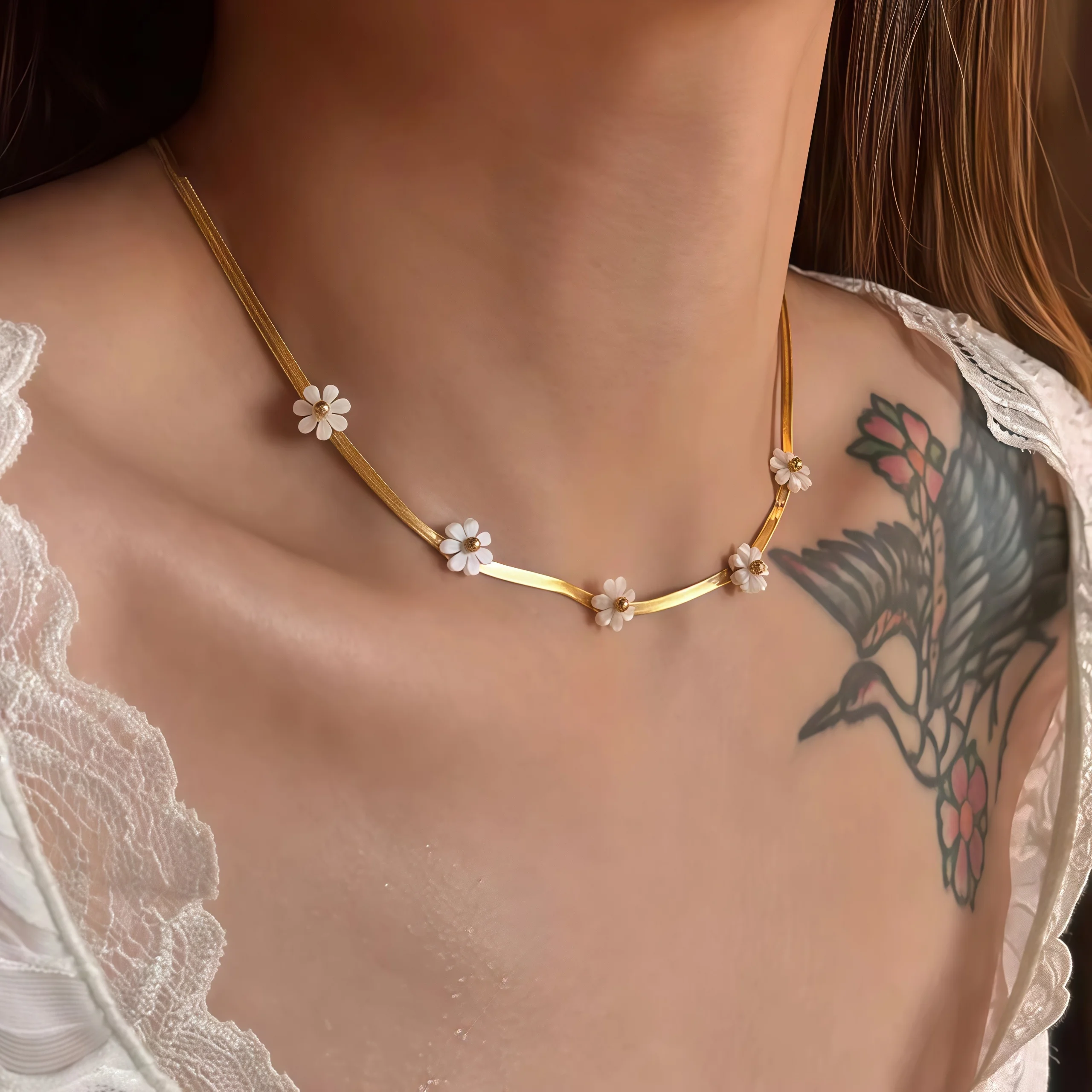 Elegant Butterfly & Daisy Charm Jewelry Set
