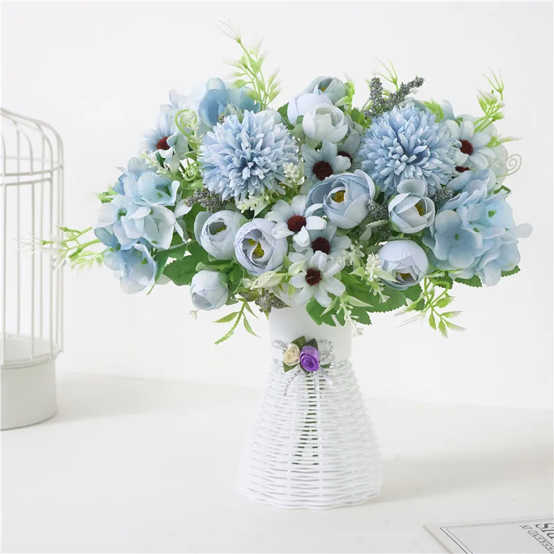 Wholesale 7 Fork Hand Holding Flower Colorful Rose Wedding Material