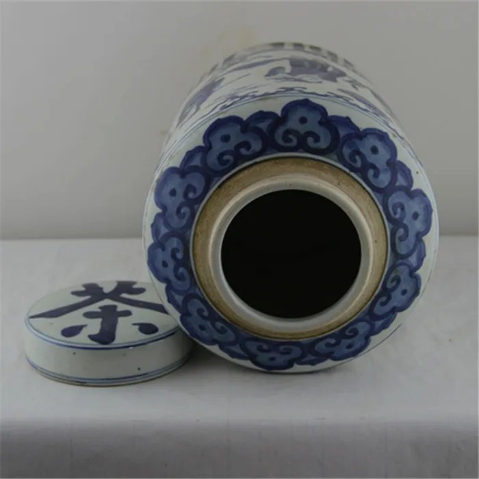 中国古美術・ハス葉ふた罐・花卉紋储物罐・青花瓷器・文房具・置物・純手描き・陶芸 中国古美術・ハス葉ふた罐・花卉紋储物罐・青花瓷器・文房具・置物・