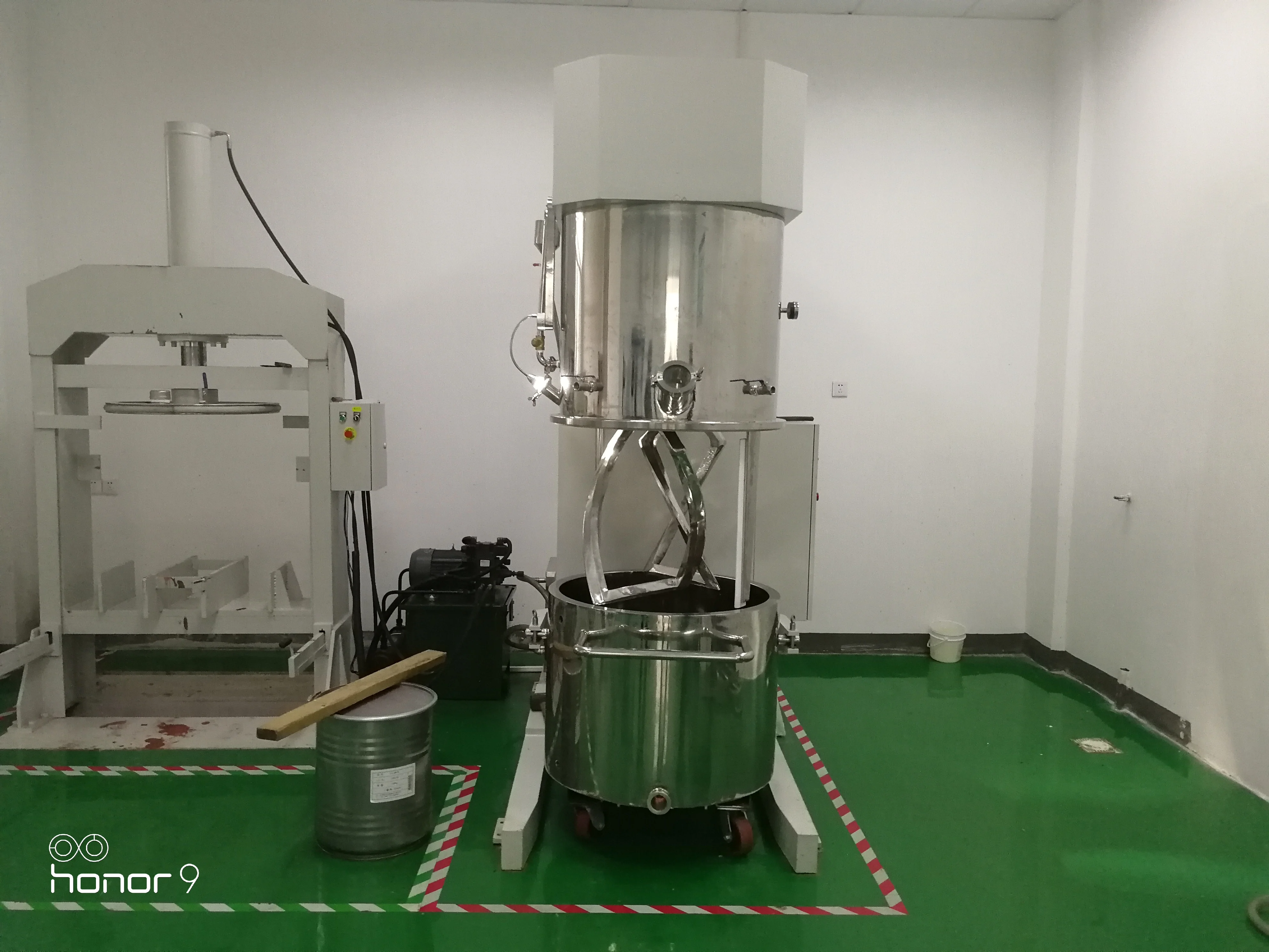 
 Эпоксидная смола Краска силиконовый статический вакуумный герметик двойной планетарный смеситель двойная промышленная Планетарная смесительная машина  