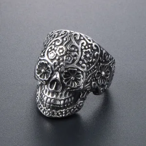 Skull Engraved Finger Custom Silver Jewelry Pirates Men Ring