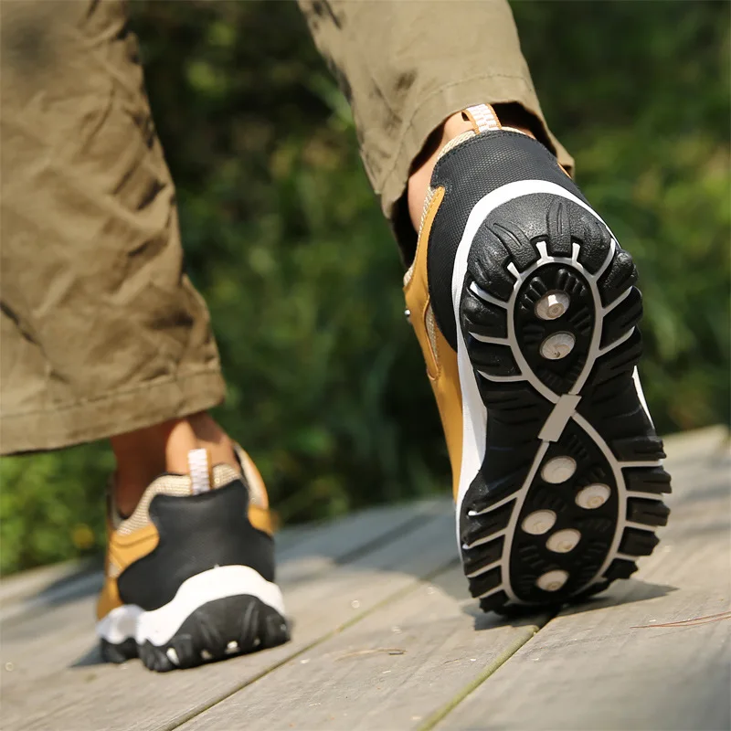 Casual Men Sports Shoes Outdoor Sports Breathable Hiking Shoes