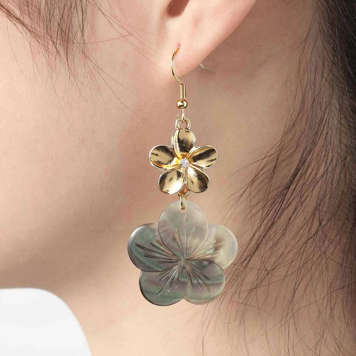 Cheap Cost Low Moq Hawaiian Mother Of Pearl Flower Earrings Jewelry