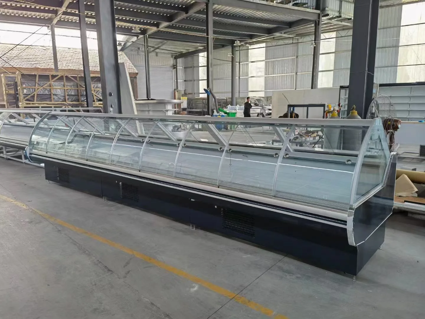 Commercial Curve Glass Meat Display Butcher Equipment Fan Cooling ...