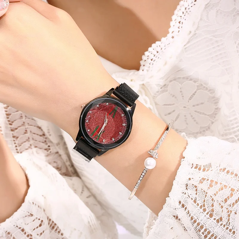 Luxury Not Fade Women Watches Magnetic Strap Starry Sky