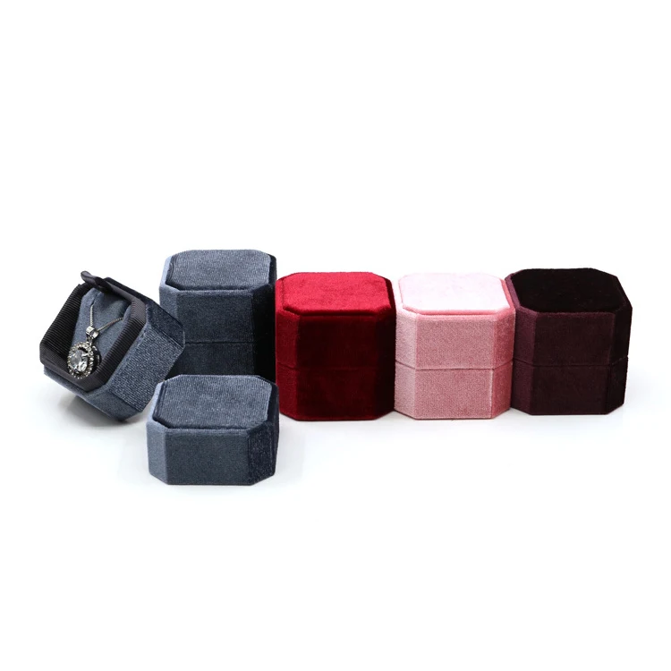 Vintage Red Velvet Octagonal Pendant Ring Necklace Pendant Jewelry Box Luxury Jewelry Creative Gift Packaging