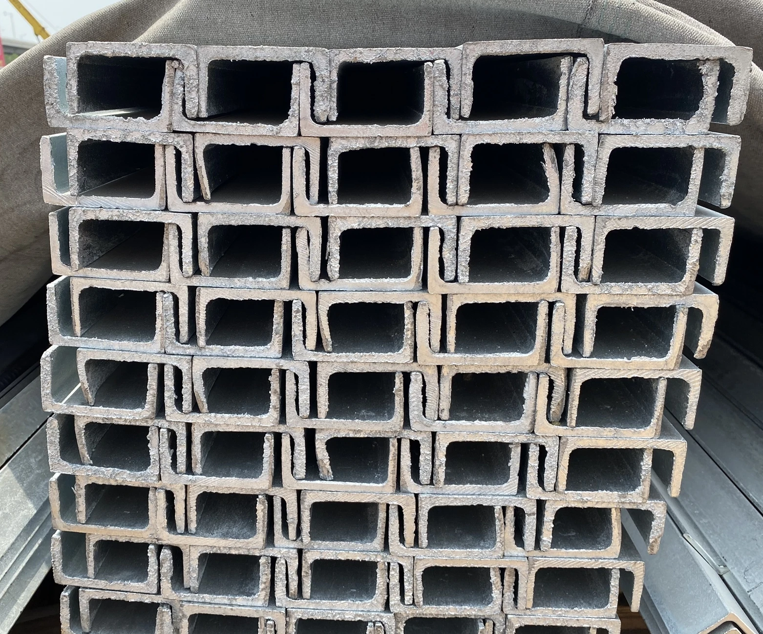 6m 12m Stainless Steel Channels