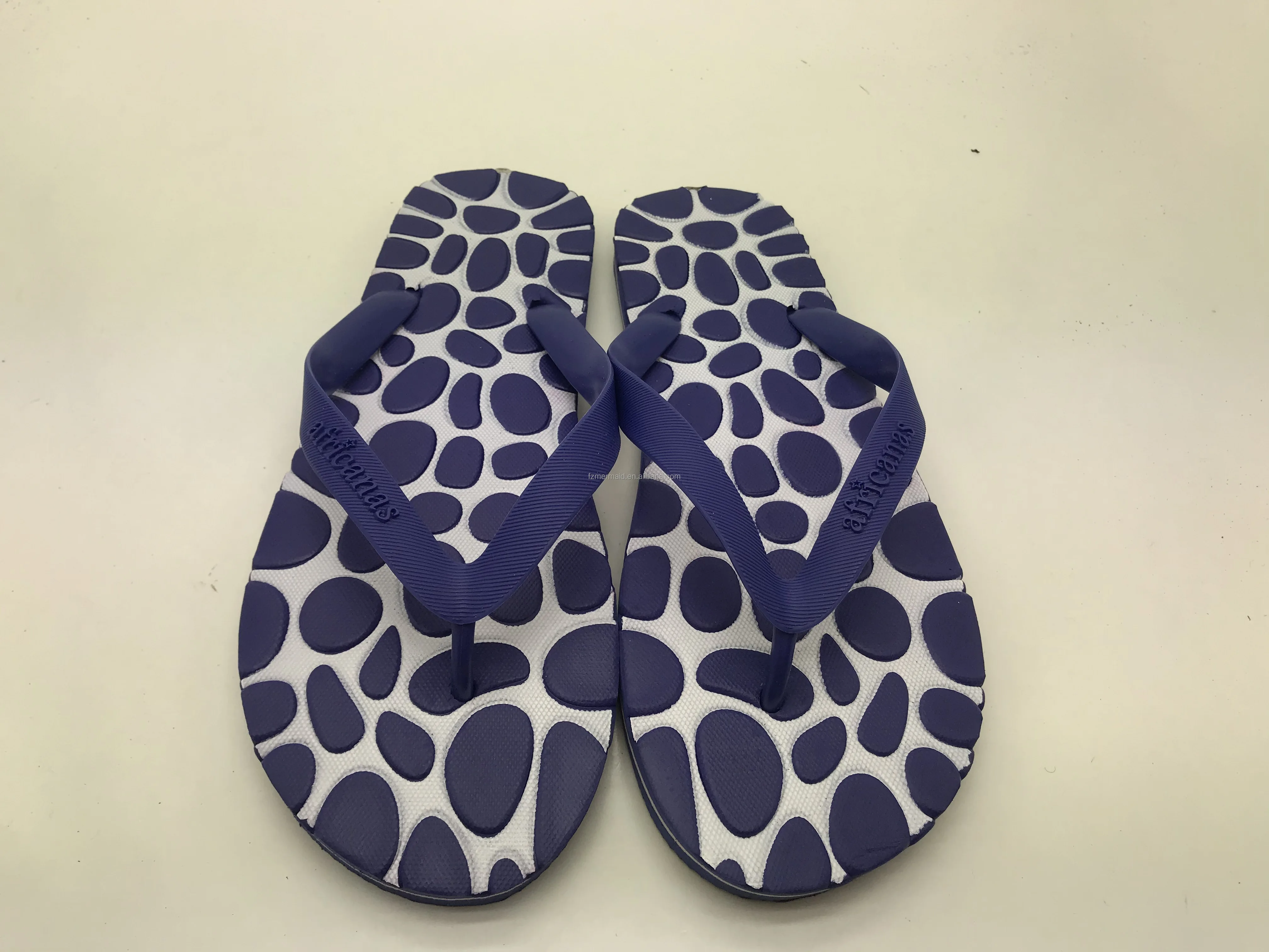 Wholesale and Retail Summer Men's Indoor and Outdoor Non-slip slippers Striped Color Matching Beach Leisure Flip-flops