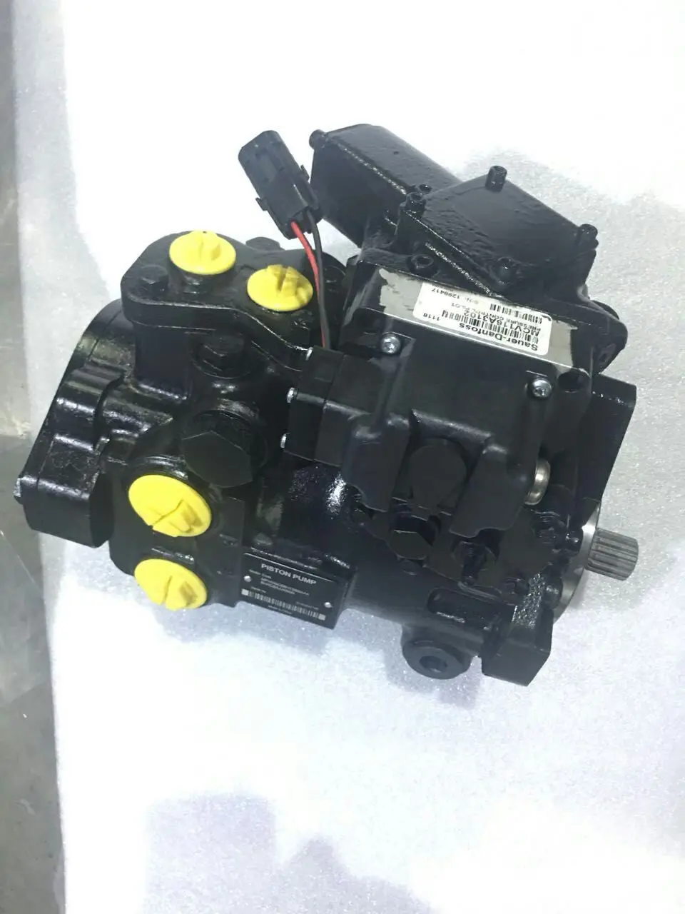 MPV046C MPT MPV MPT025C MPT035C MPT044C MPT046C MPT025 MPT035 MPT044 MPT046 MPV025 Sundstrand Sauer MPV035 MPV044 MPV046 Pump