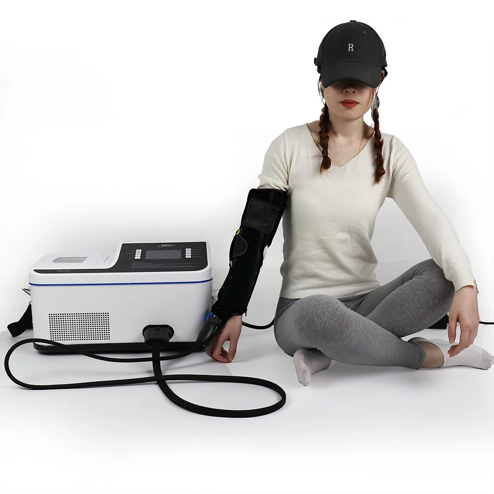 Máquina de terapia de compressão a frio com água sem gelo para recuperação esportiva para alívio da dor no ombro