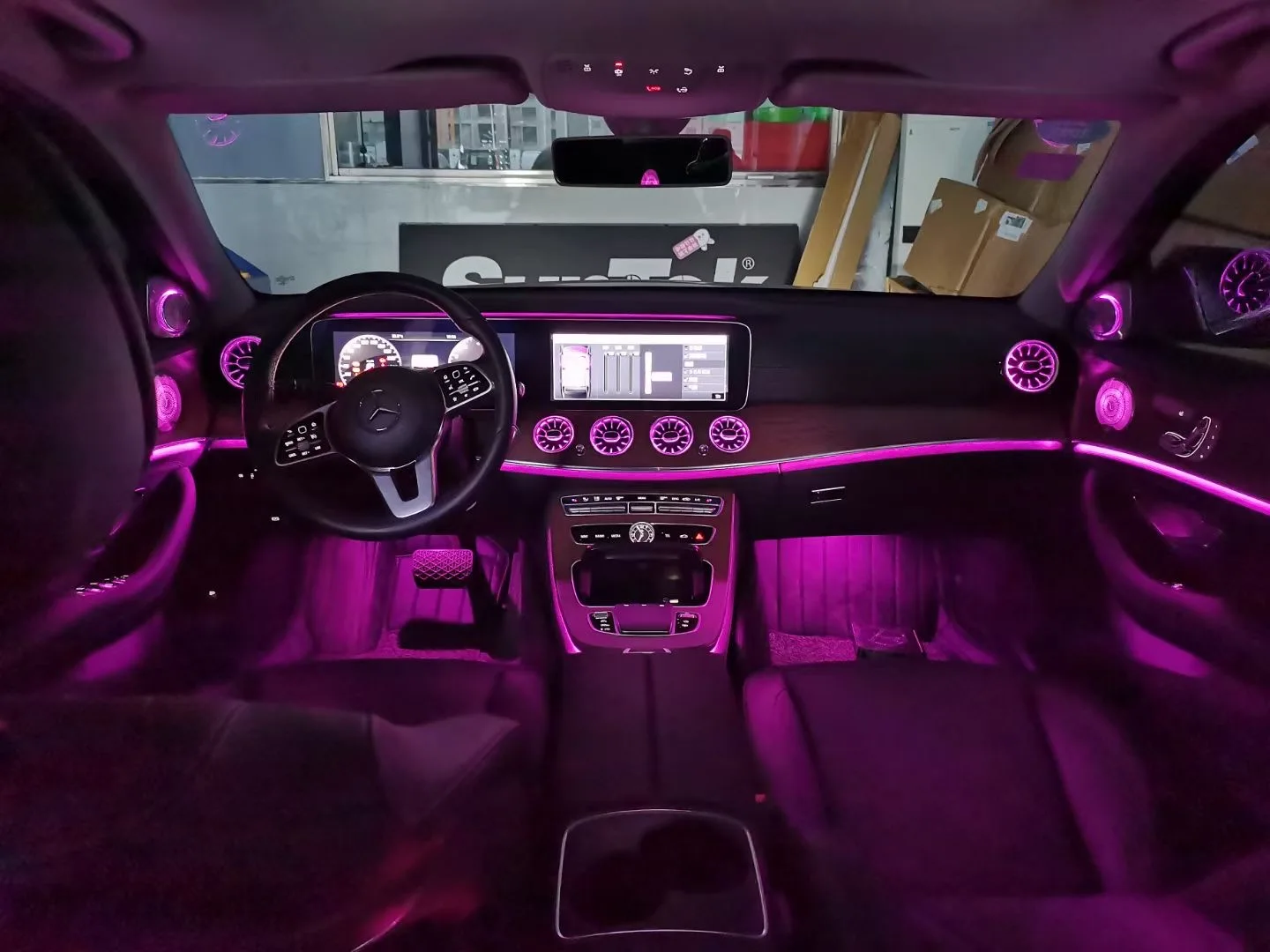 メルセデスベンツW213EクラスAMG E43 E53E250インテリア
