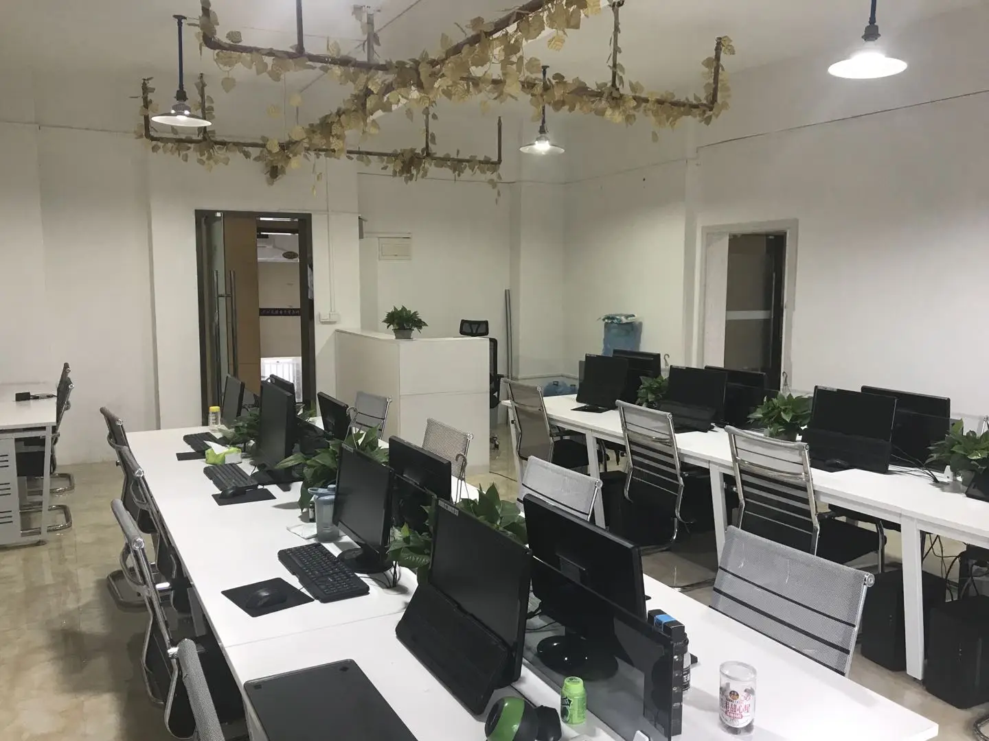 Chenyili (foshan) Trading Co., Ltd. 3