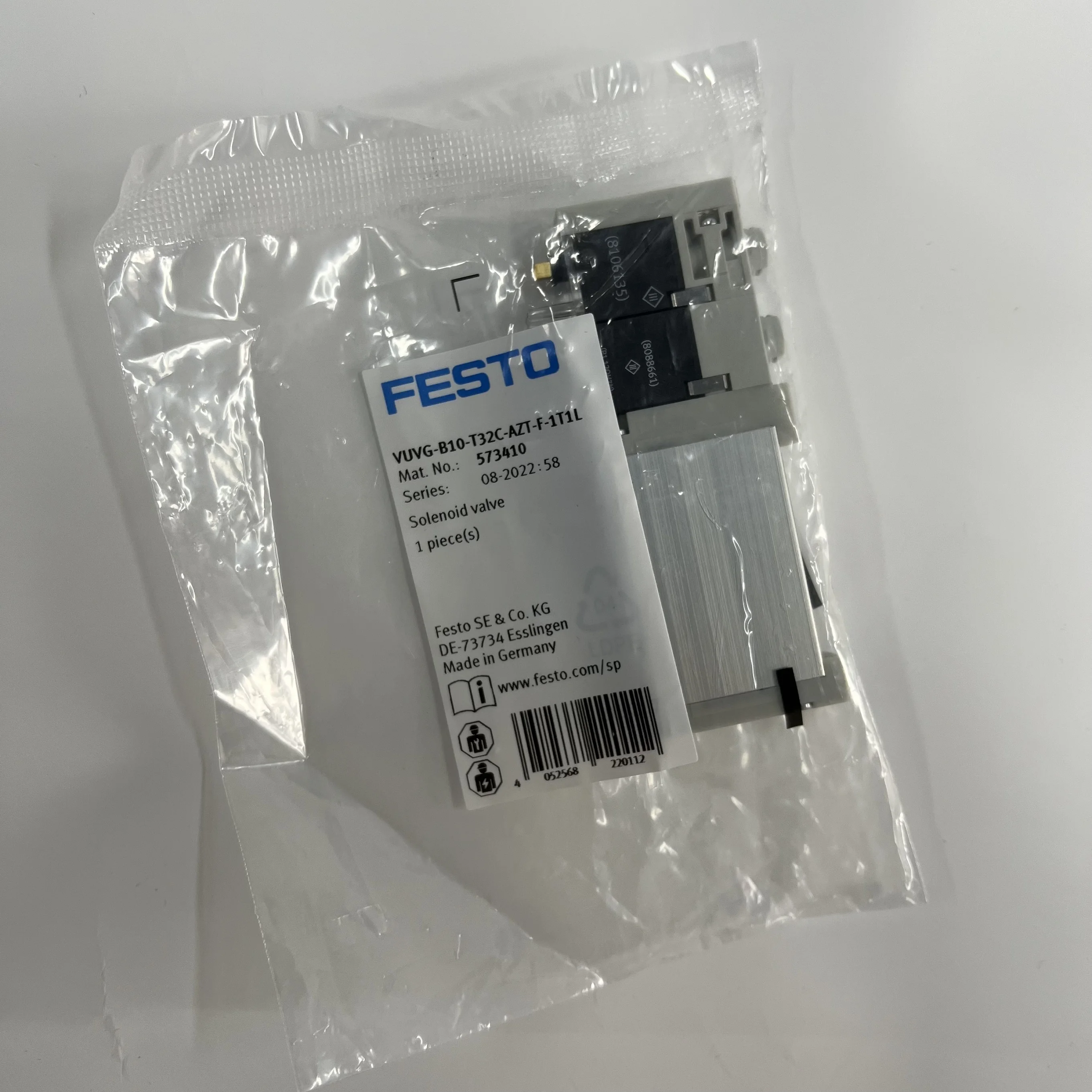 Festo Solenoid Valve VUVG-B10-T32C-AZT-F-1T1L 573410