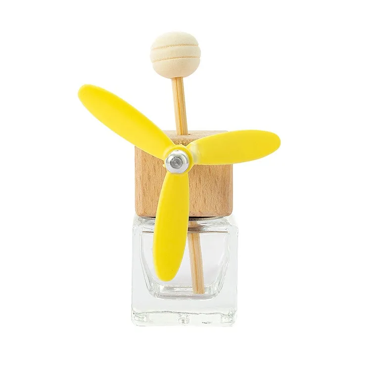 8ML Mini clear Empty Perfume Bottles Transparent Glass Car Perfume Bottle with Small Fan Blade Wooden Cap Clip
