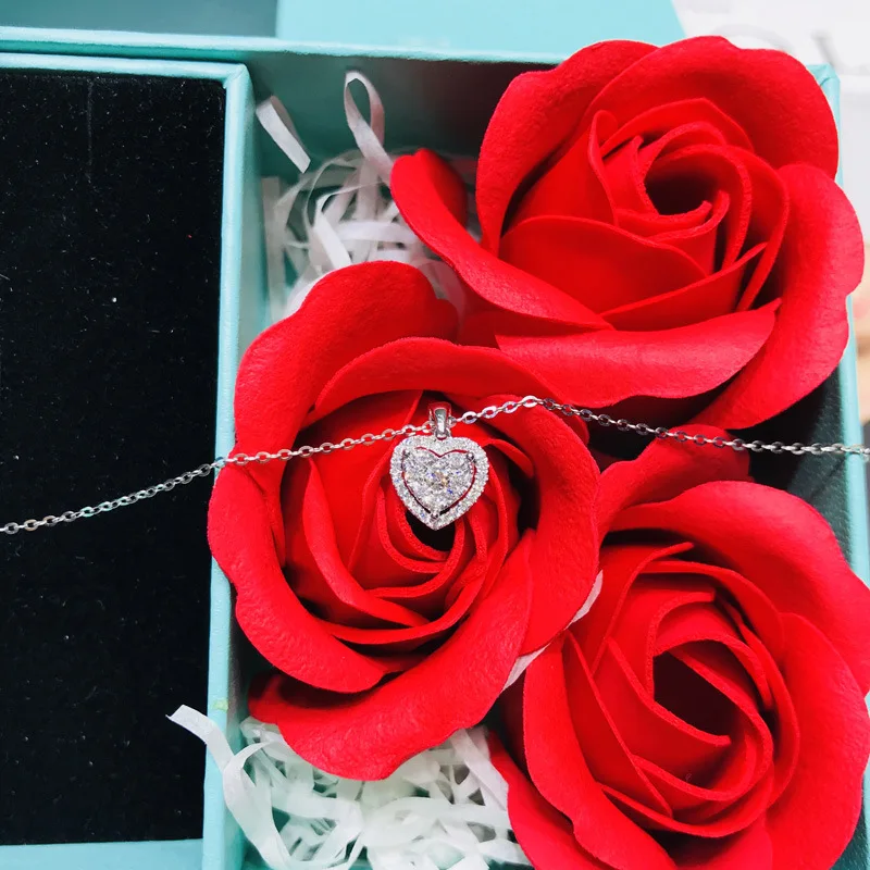 Elegant Valentine's Heart Necklace - 18