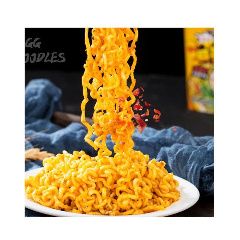 Salted egg yolk noodles 70g Chinese snack cup ramen