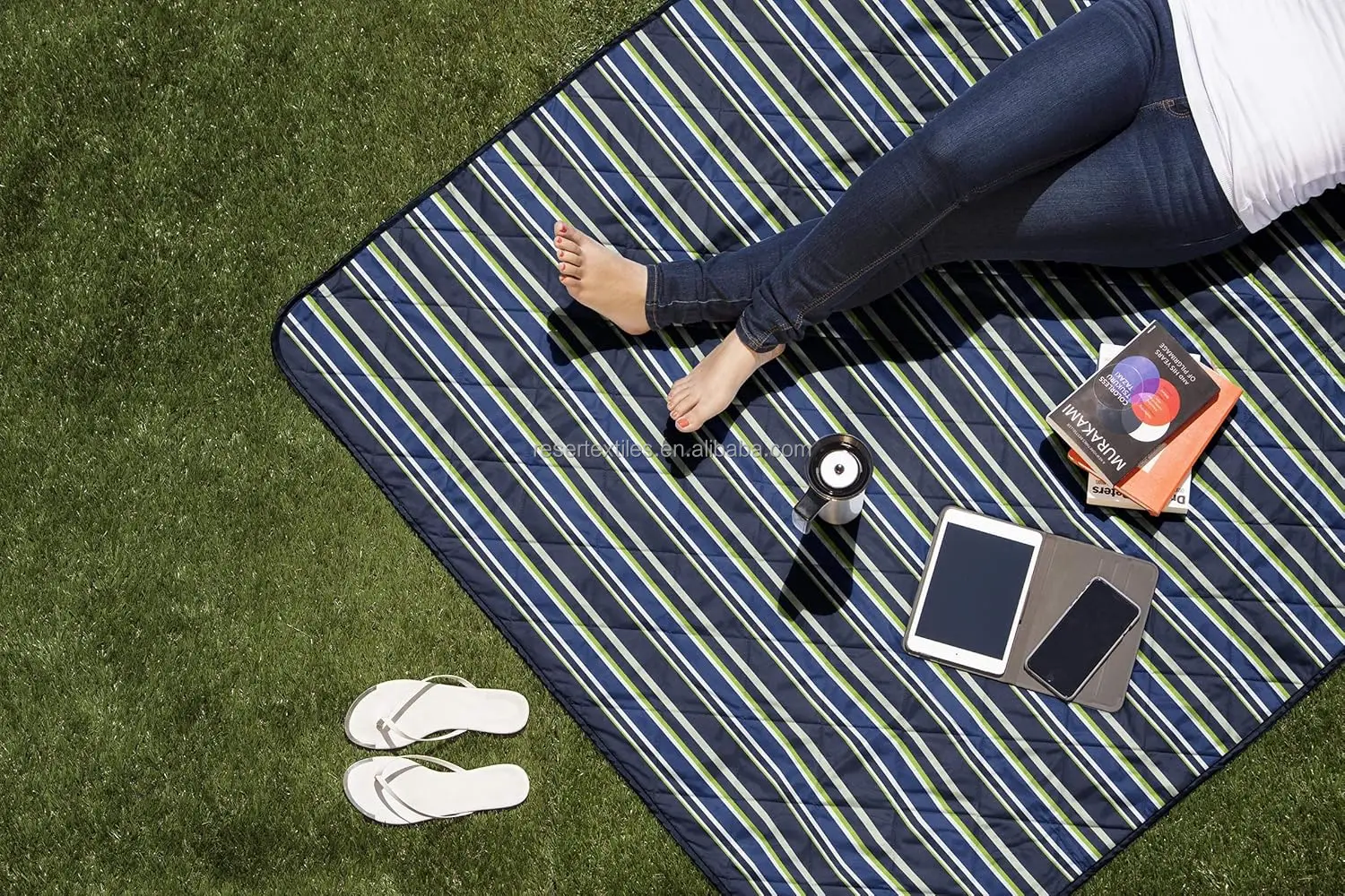 High Quality Modern Style Lightweight Portable Waterproof Mat Picnic Blanket Mat Rug  for Outdoor Sports Beach Camping Hiking