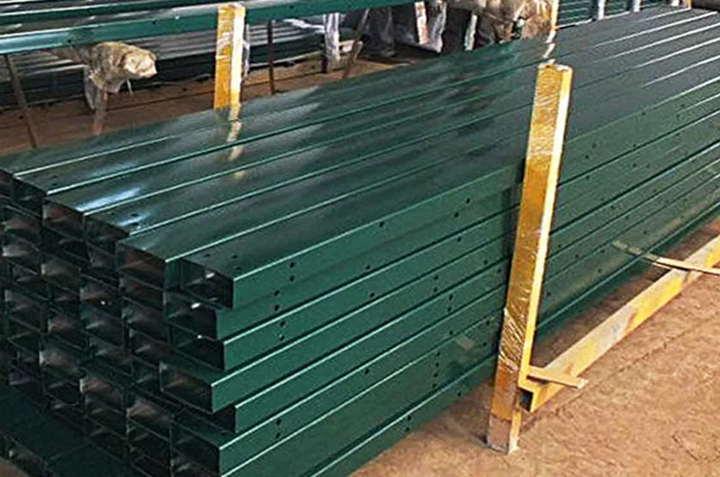 Hot Dip Galvanized 358 Security Mesh High Density Fence With razor Wire Security Fencing