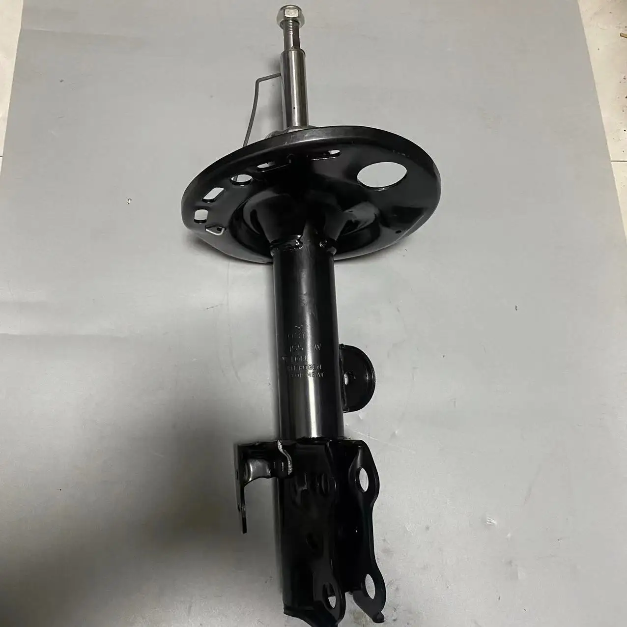 High Quality Shock Absorbers for RAV4 - Durable & Reliable