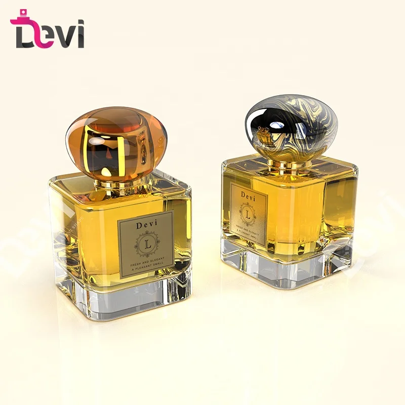 Custom Crystal Refillable Atomizer Spray Luxury Perfume Bottle 10ml 50ml 100ml Recyclable Empty Perfume Rectangular Glass Bottle